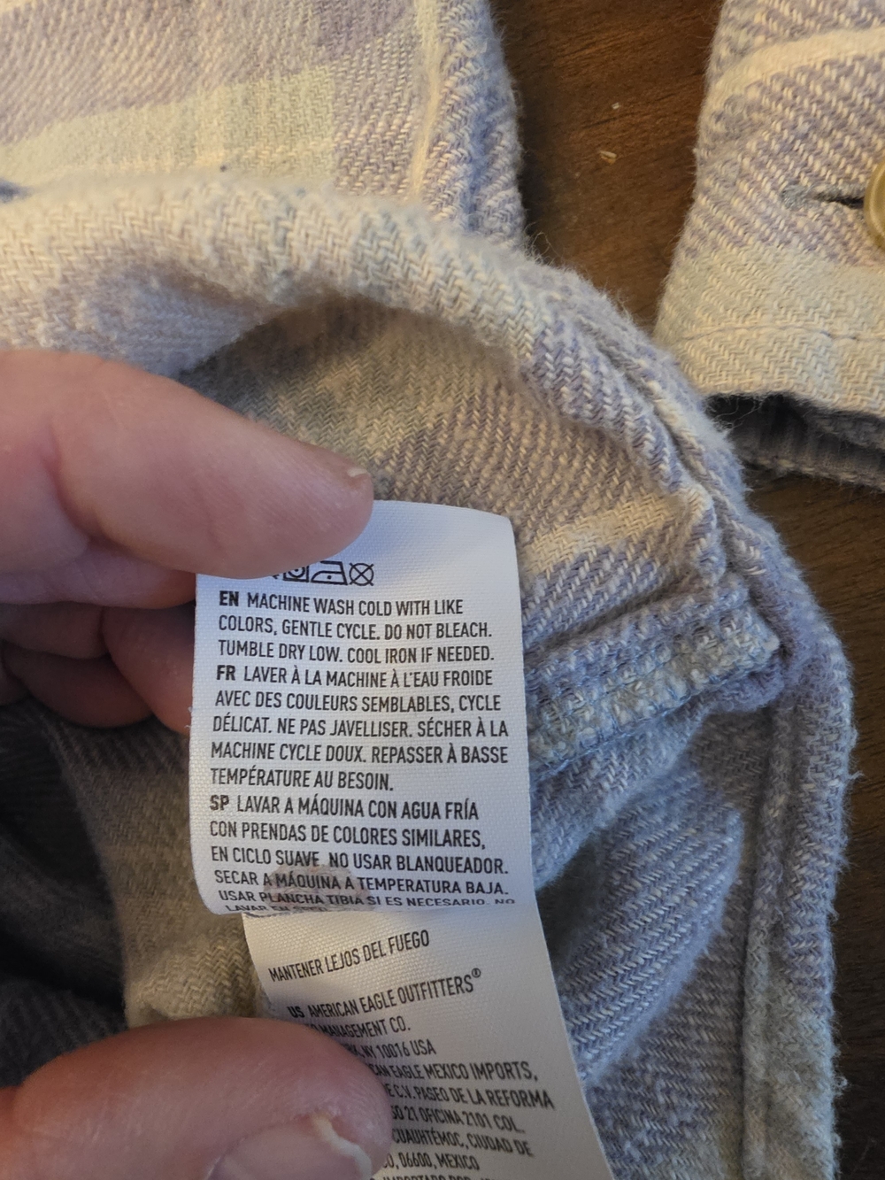 American Eagle Boyfriend Fit Plaid Flannel Button Up Shirt Periwinkle/Blue - Picture 5 of 7